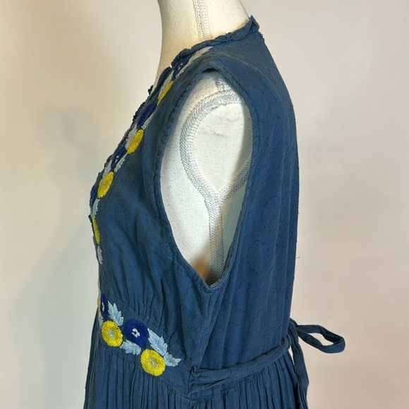 Banjanan | "Diana" Blue Embroidered Floral Tie Waist Sleeveless Dress | Large - Picture 10 of 15